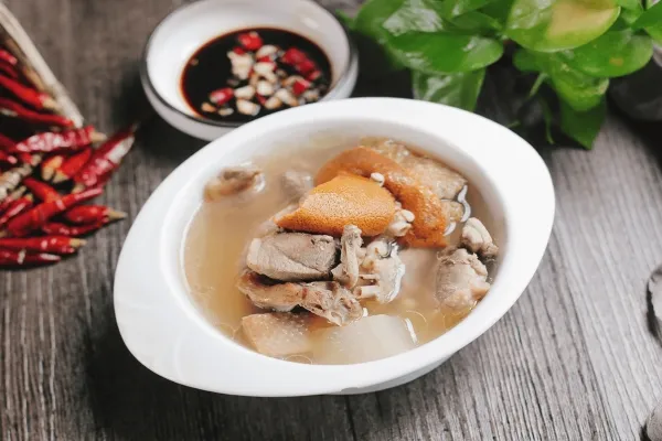 鸭肉不能和什么食物一起吃