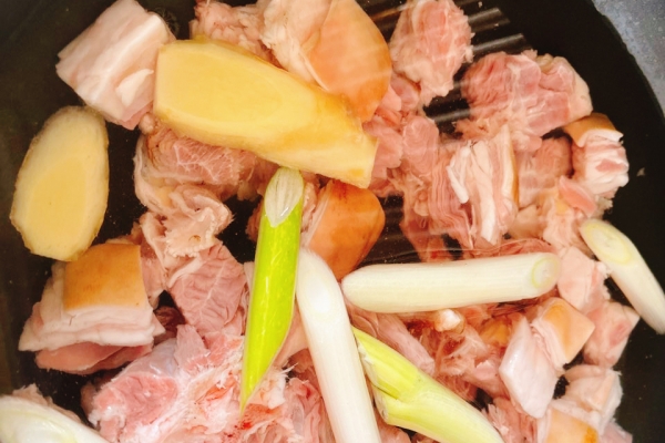 冬天膝盖冷是什么原因